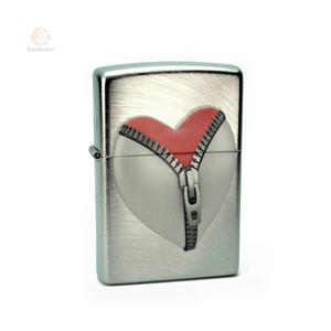 Zapalniczka Zippo Heart Zipper z Twoim grawerem - 2838439167