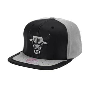 Czapka z daszkiem Mitchell Ness NBA Chicago Bulls NBA Day One Snapback Bulls 6HSSMM19224-CBUBKGY - 2876731124