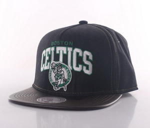 MITCHELL & NESS Dark denim adjustable strapback Boston Celtics - 2825948061