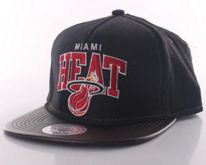 MITCHELL & NESS Dark denim adjustable strapback Miami Heat - 2825948063