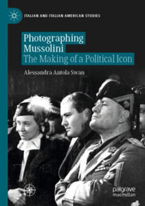 Photographing Mussolini - 2866211250