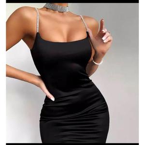 Dulce Czarna dopasowana elastyczna sukienka na kryształowe ramiączkach mini M Czarny - 2872449186