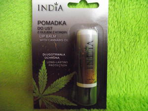 India Cosmetics - Bezbarwna, ochronna pomadka do ust 3,8g z olejem konopnym - 2862350618