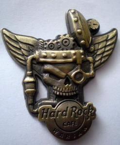 Hard Rock Cafe WARSAW '07 Winged Skull 3-D pin LE 300 - 2827267094