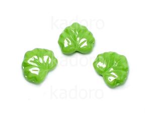 Maple Leaves Green Coral 13x11mm - 2 sztuki - 2876250754