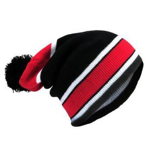 Czapka beanie w paski z pomponem czerwono - czarna - 2829283857