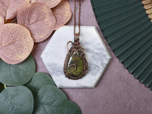 Miedziany wisiorek wire wrapping z zielonym jaspisem #463 - 2877443600