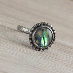 Paua abalone i srebro piercionek 1711 r.13,5 - 2877703349