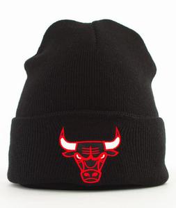 Mitchell & Ness-Chicago Bulls Team Logo Cuff Knit Czapka Zimowa Czarna - 2857504815