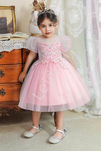 Elegancka jasno rowa sukienka dla dziewczynki z koronkowym zdobieniem 2089 - 2874015064