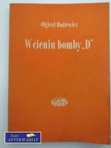 W CIENIU BOMBY D