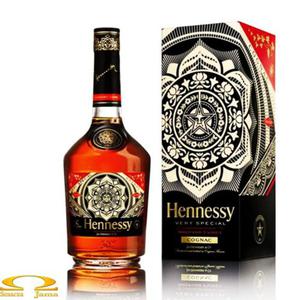 Koniak Hennessy VS Shepard Fairey 0,7l - 2832353985