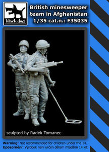 Black Dog F35035 British minesweeper team in Afghanistan (1/35) - 2824110439