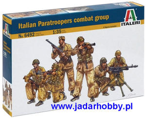 Italeri 6492 Italian Paratroopers Combat Group (1/35)