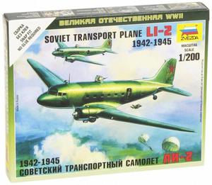 Li-2 Soviet Transport Plane - 2853134356