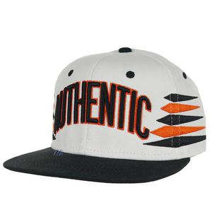 Czapka z daszkiem VANS Authentic II Snapback - 2832465704