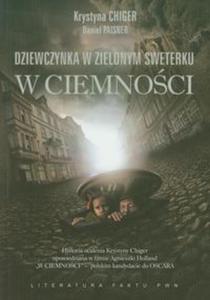 Dziewczynka w zielonym sweterku W ciemnoci - 2857607328