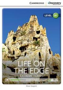 Life on The Edge Extreme Homes Intermediate Book with Online Access - 2857784484