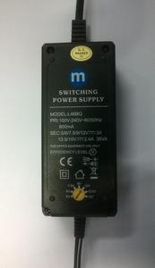 Zasilacz z moliwoci regulacji MAPLIN Worldwide (5V, 6V, 7.5V, 9V, 12V - 3A; 13.5V, 15V - 2.4A) - 2859859419